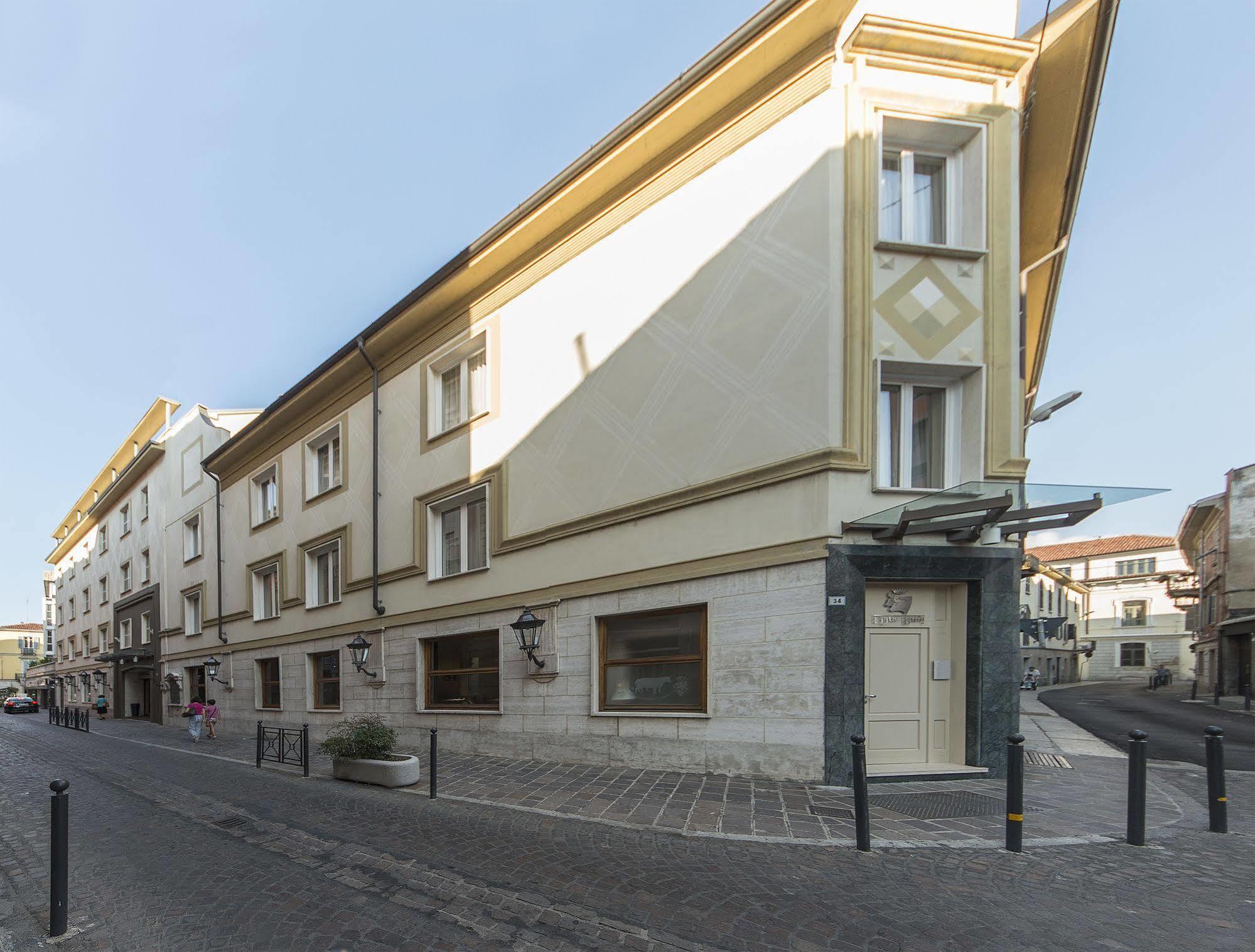 Alli Due Buoi Rossi Alessandria Exterior foto